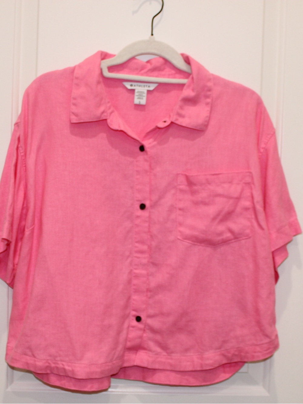Athleta Girls Bright Pink Short-Sleeve Button-Down Shirt